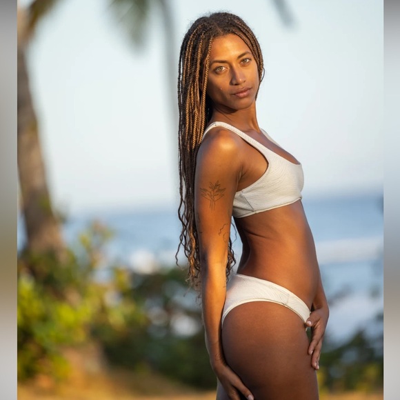 New!‎ IMSY Swimwear Stella Women's Bikini Bottoms - Birch - Picture 2 of 9